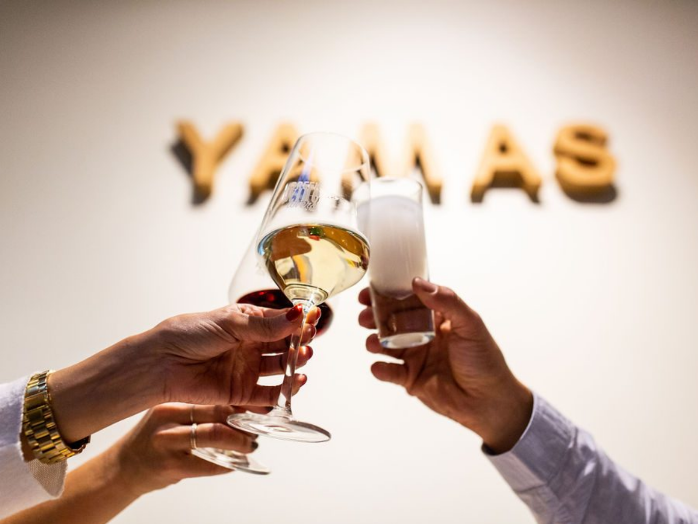 50 € Gutschein für griechische Mezédes & Weine